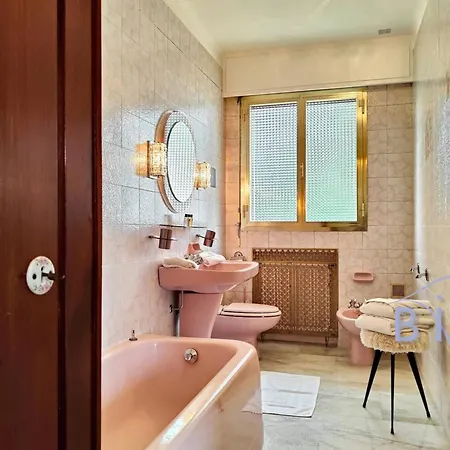 Magnificent With Swimming Pool And Garden In * Mougins