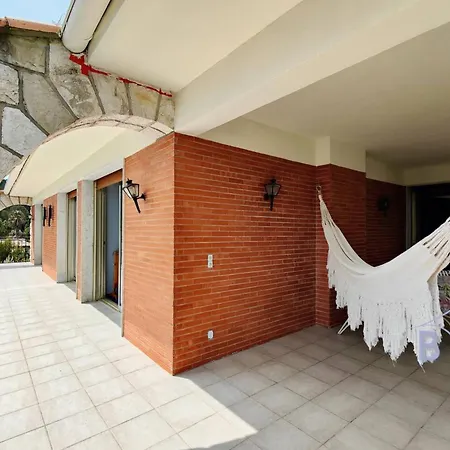 Villa Magnificent With Swimming Pool And Garden In *